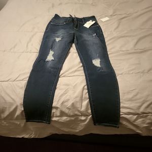 Wall flower Sassy high rise